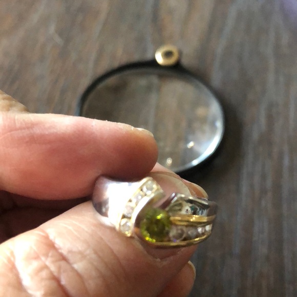 CZ diamond & green two tone ring Thailand - Picture 3 of 16